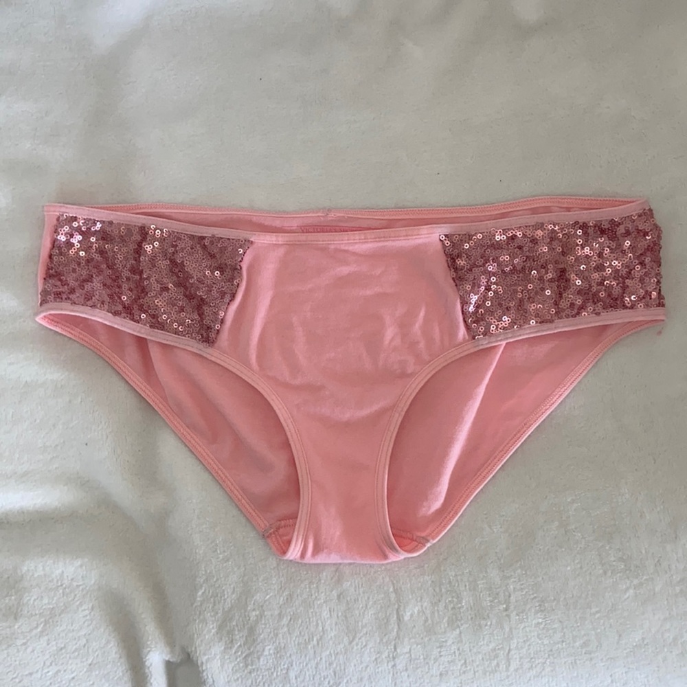 Victoria’s Secret hip hugger sequin undies L